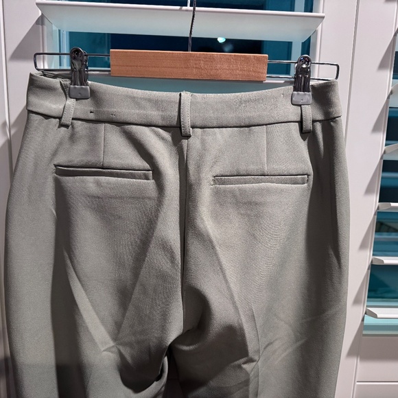Express Supersoft Twill Mid Rise Pants - 4S - Picture 2 of 8